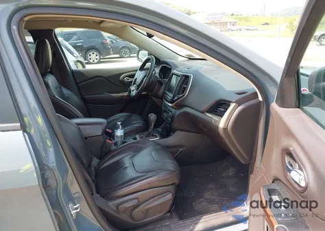 2014 Jeep Cherokee Trailhawk из США, поврежденный, VIN 1C4PJMBS6EW268072